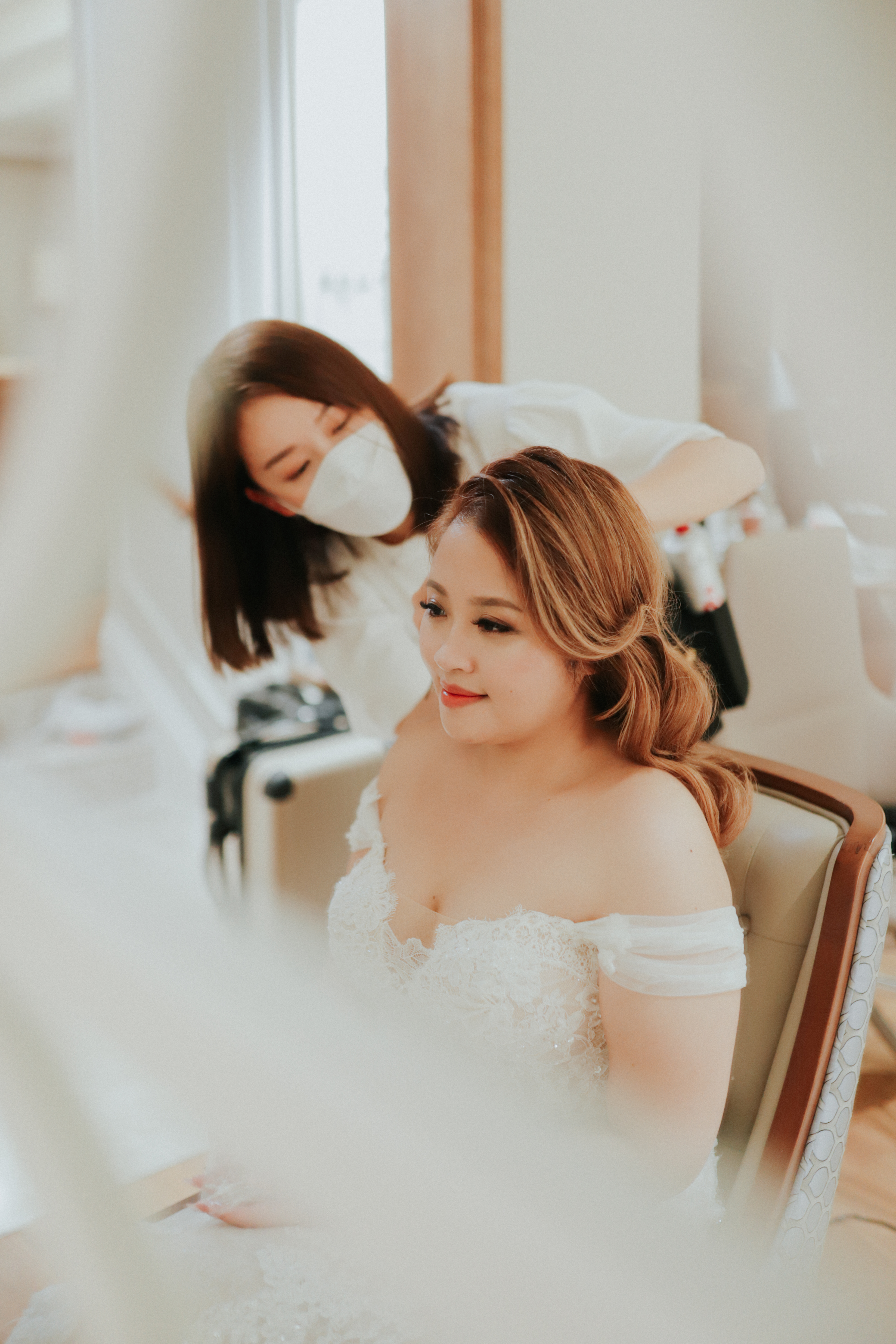 Luminous bridal portrait in natural light